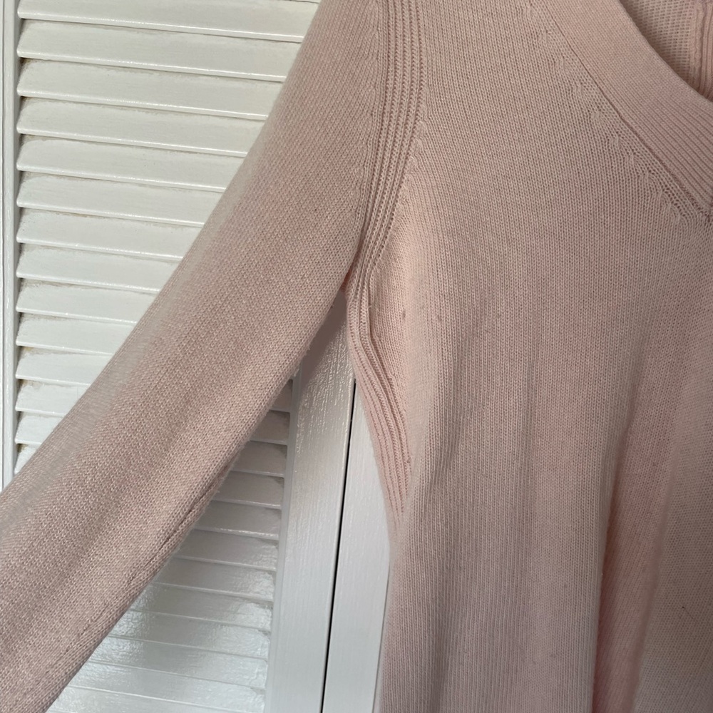 Pink Banana Republic Sweater (S) - Picture 4 of 4
